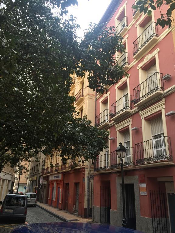 Apartamentos Auhabitat Zaragoza, Edificio De Apartamentos Turisticos المظهر الخارجي الصورة