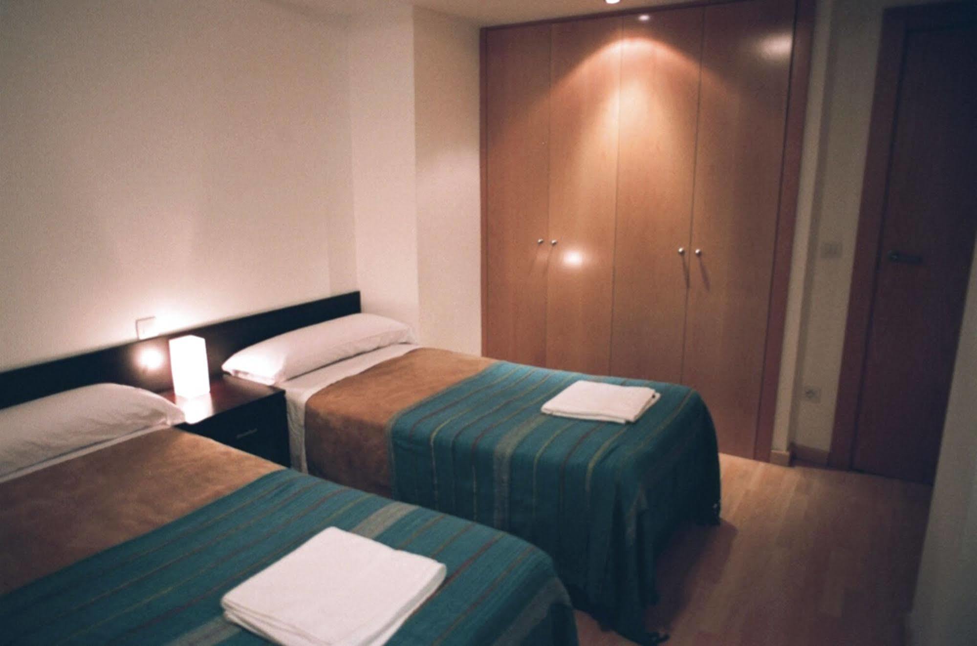 Apartamentos Auhabitat Zaragoza, Edificio De Apartamentos Turisticos المظهر الخارجي الصورة